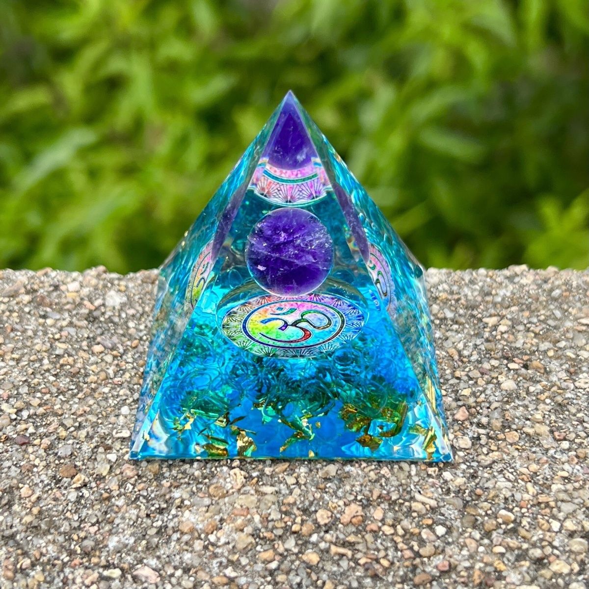 Pyramid Desktop High-end Ornament Birthday Gift Fish Tank Landscaping Car Decoration Resin Epoxy+Crystal Ball/Stone