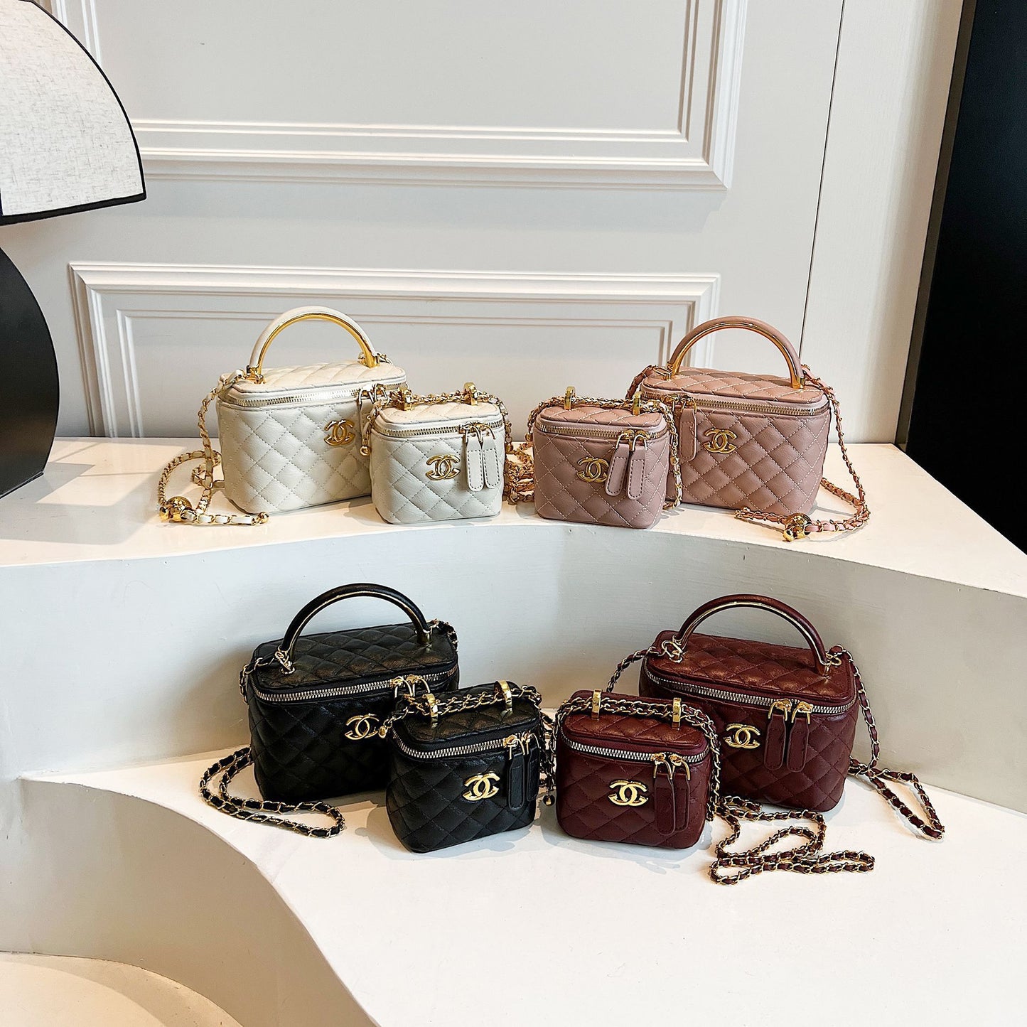 New small square bag for women, versatile textured chain handbag, fashionable diamond-patterned shoulder messenger bag