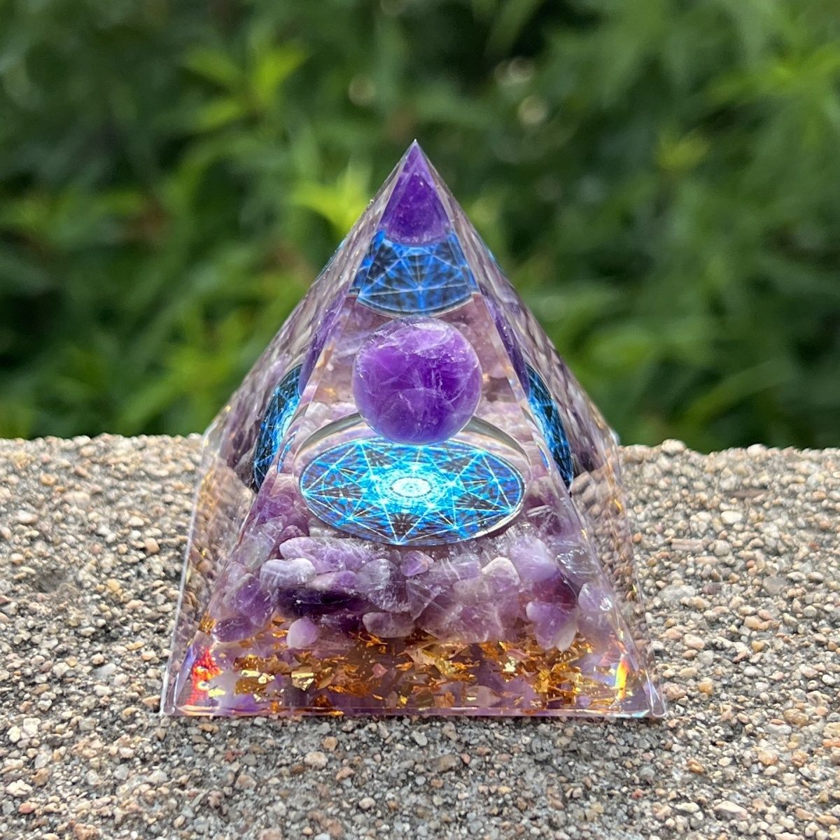 Pyramid Desktop High-end Ornament Birthday Gift Fish Tank Landscaping Car Decoration Resin Epoxy+Crystal Ball/Stone
