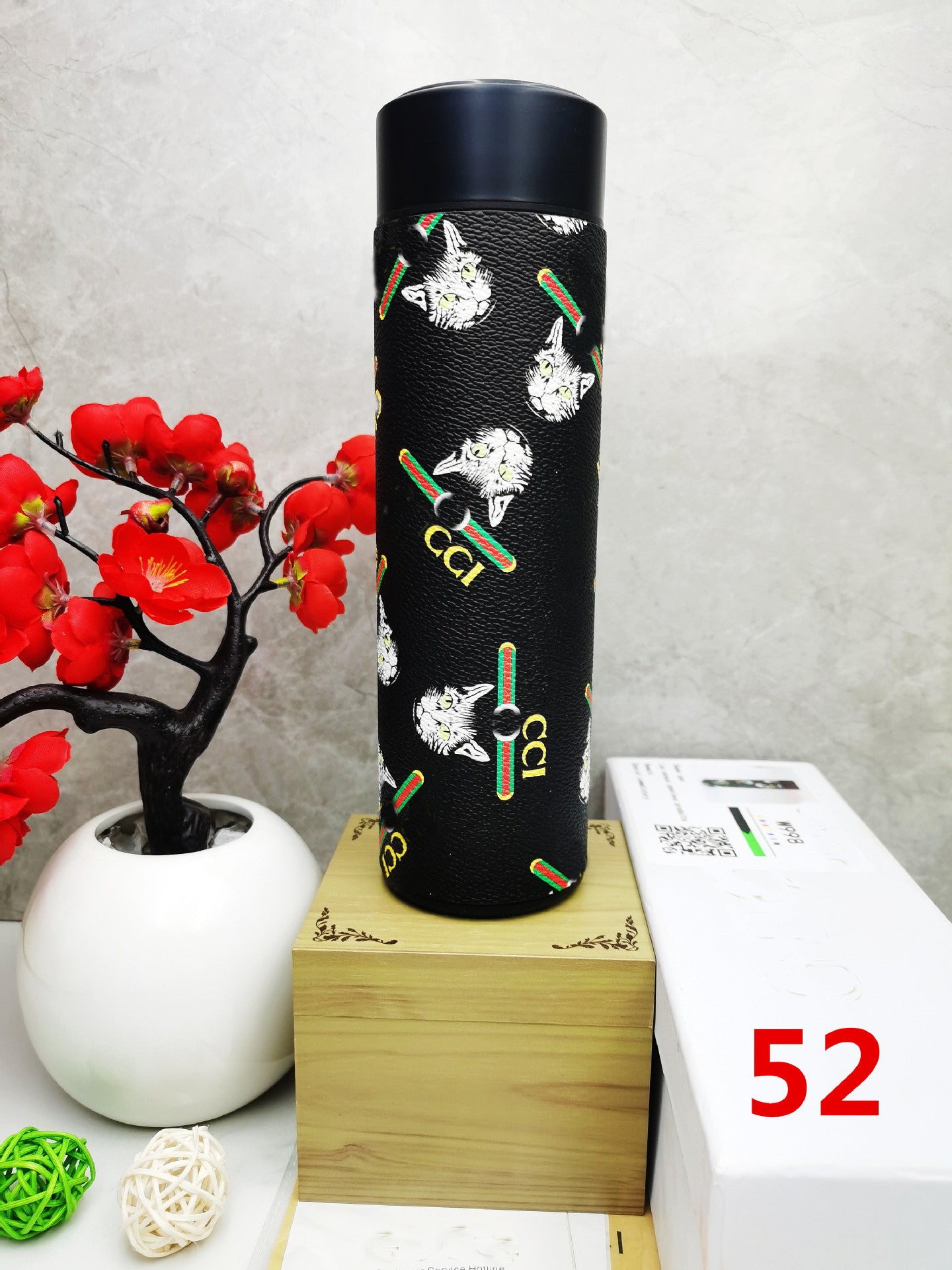 Cross-Border LED Random Temperature Display304Stainless Steel Thermos Cup Car-mounted Household Leather Case Gift Cup 500ML