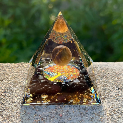 Pyramid Desktop High-end Ornament Birthday Gift Fish Tank Landscaping Car Decoration Resin Epoxy+Crystal Ball/Stone