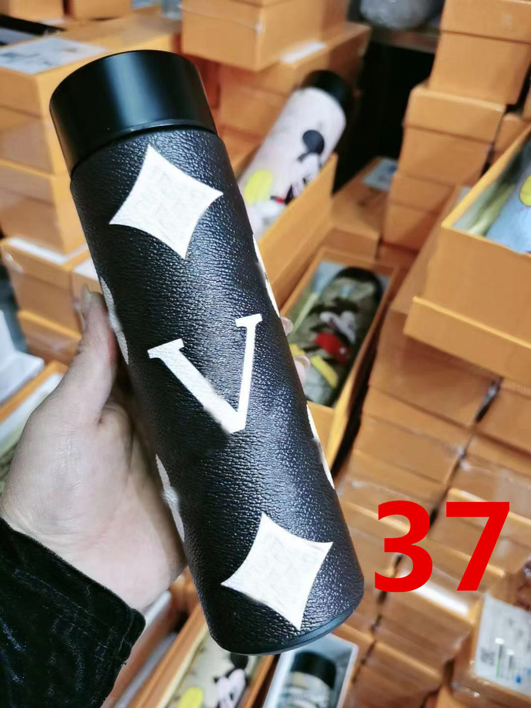 Cross-Border LED Random Temperature Display304Stainless Steel Thermos Cup Car-mounted Household Leather Case Gift Cup 500ML