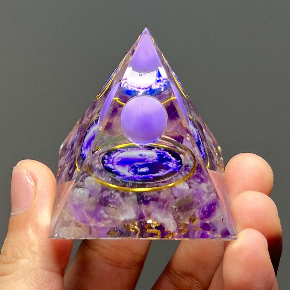 Pyramid Desktop High-end Ornament Birthday Gift Fish Tank Landscaping Car Decoration Resin Epoxy+Crystal Ball/Stone