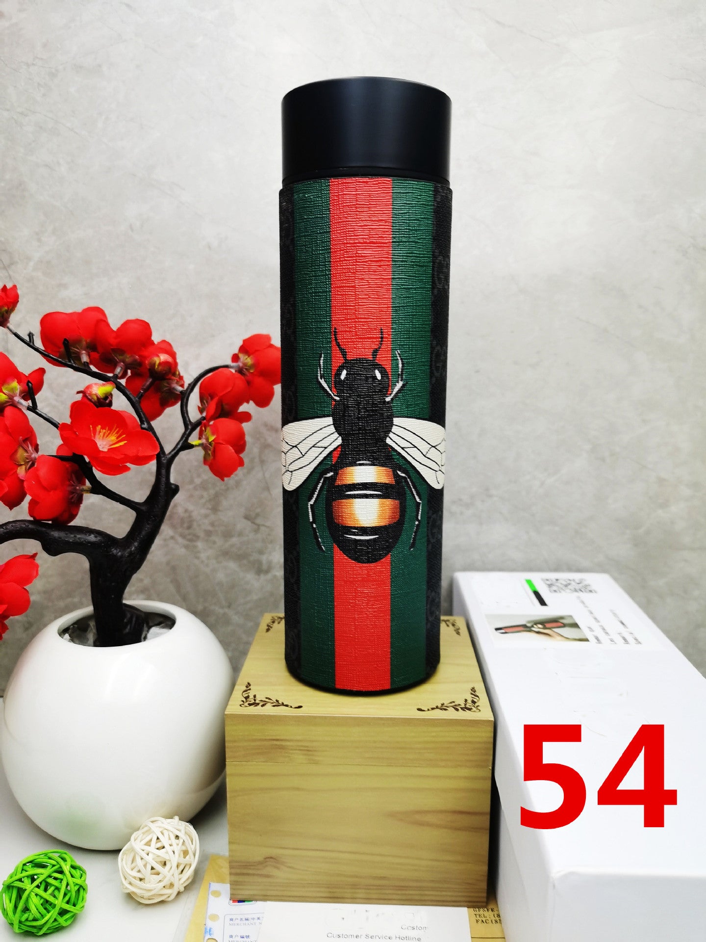 Cross-Border LED Random Temperature Display304Stainless Steel Thermos Cup Car-mounted Household Leather Case Gift Cup 500ML