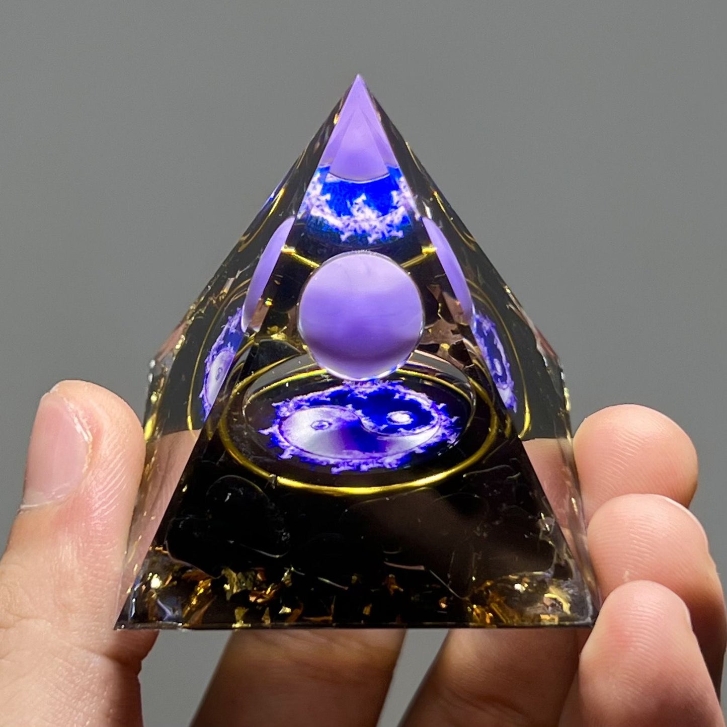 Pyramid Desktop High-end Ornament Birthday Gift Fish Tank Landscaping Car Decoration Resin Epoxy+Crystal Ball/Stone
